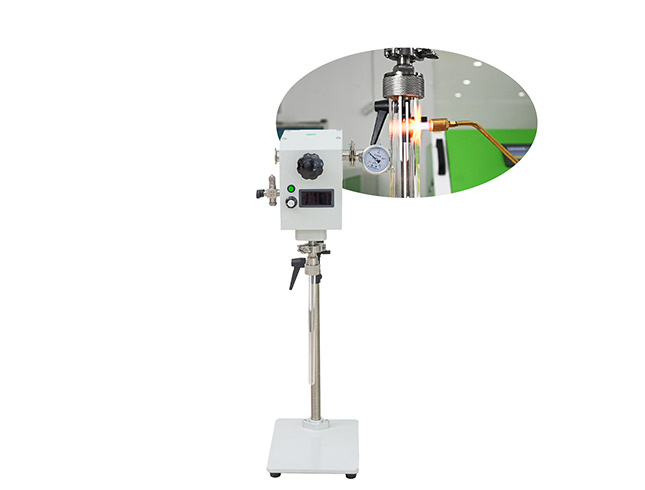 rotatable vacuum quartz sealing device